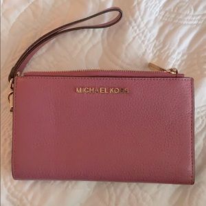 Michael Kors Berry leather wristlet
